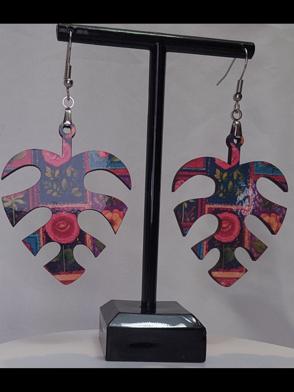Colorful Floral Monstera Leaf Drop Earrings - Pink/Blue